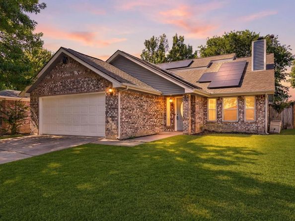 5908  Stone Meadow Lane , Fort Worth Texas 76179