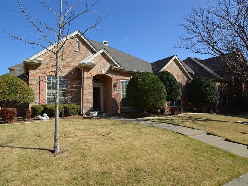 1120  Surrey Lane , Allen Texas 75013