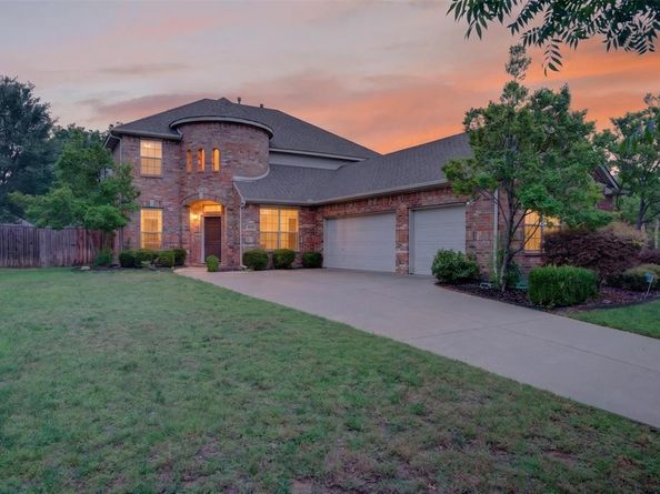 4845  Bellflower Way , Fort Worth Texas 76123