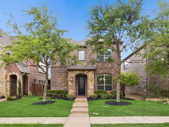 4944  Dominion Boulevard , Irving Texas 75038
