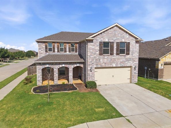 10201  Fox Grove Court , Fort Worth Texas 76131