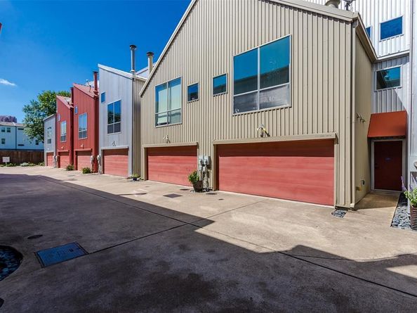 1429  Caddo Street  B, Dallas Texas 75204