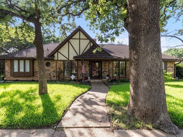 3600  Lake Pontchartrain Drive , Arlington Texas 76016