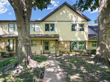 4822  Rollingwood Court 