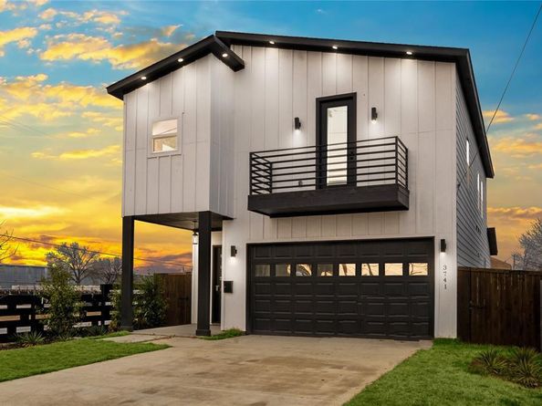 3741  Toronto Street , Dallas Texas 75212