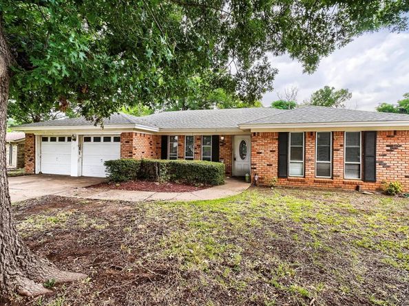 1205  Duane Street , Benbrook Texas 76126