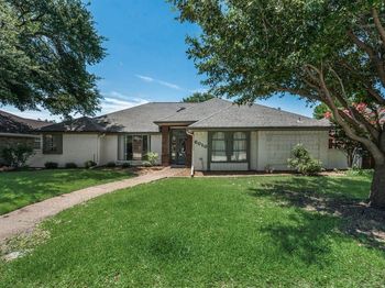 6010  La Cosa Drive 