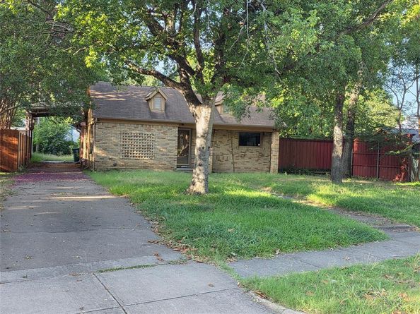 2216  Daisy Lane , Fort Worth Texas 76111