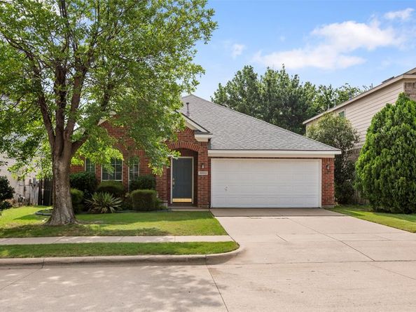 10012  Chadbourne Road , Fort Worth Texas 76244