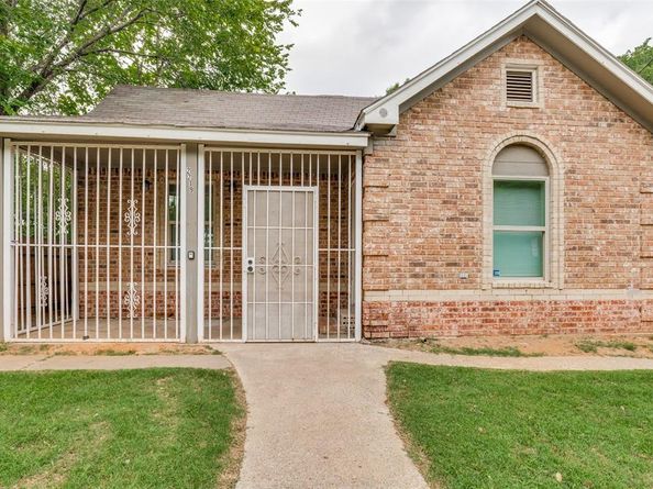 2219  Jordan Street , Dallas Texas 75215