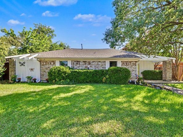 6038  Blue Mist Lane , Dallas Texas 75248