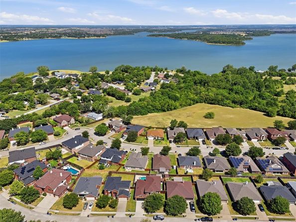 221  Flatwood Drive , Little Elm Texas 75068