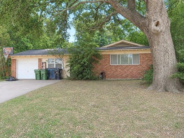 505  Lynda Lane , Arlington Texas 76010
