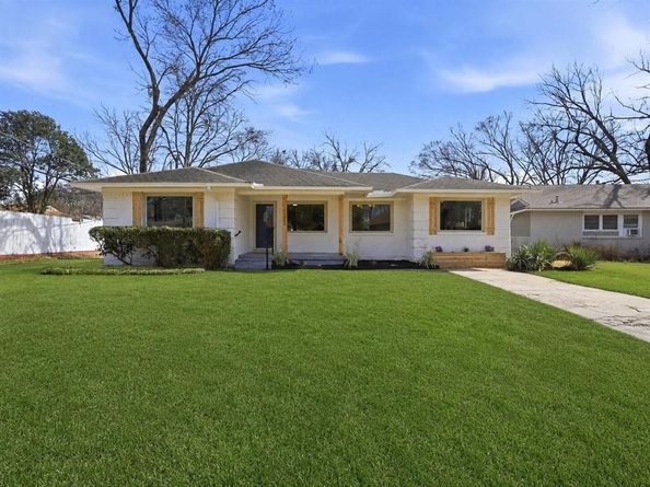 10322  Pinecrest Drive , Dallas Texas 75228