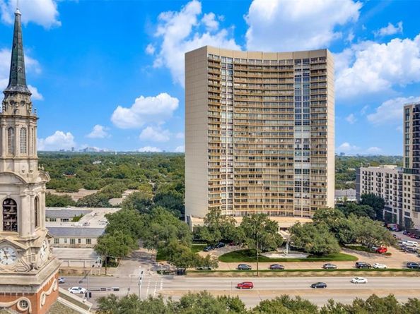 6211 W Northwest Highway  503, Dallas Texas 75225