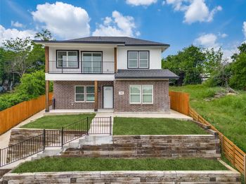 1260 E Magnolia Avenue 