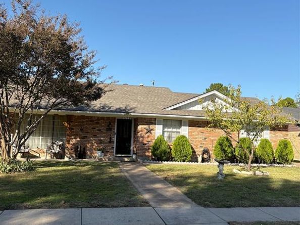 2809  Linden Lea  , Irving Texas 75061