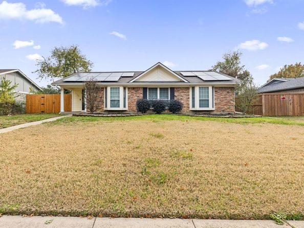 2104  Statler Drive , Carrollton Texas 75007