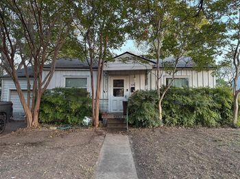 3230 S Llewellyn Avenue 