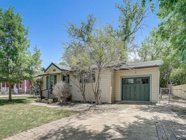 1514  Baxley Street , Carrollton Texas 75006