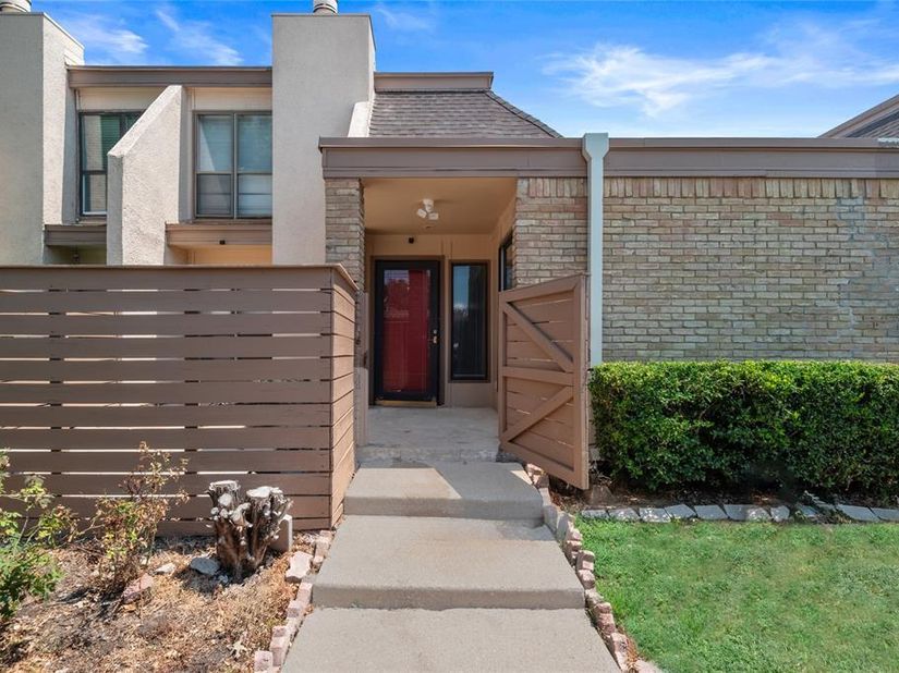 3121  Park Lane  1145, Dallas Texas 75220