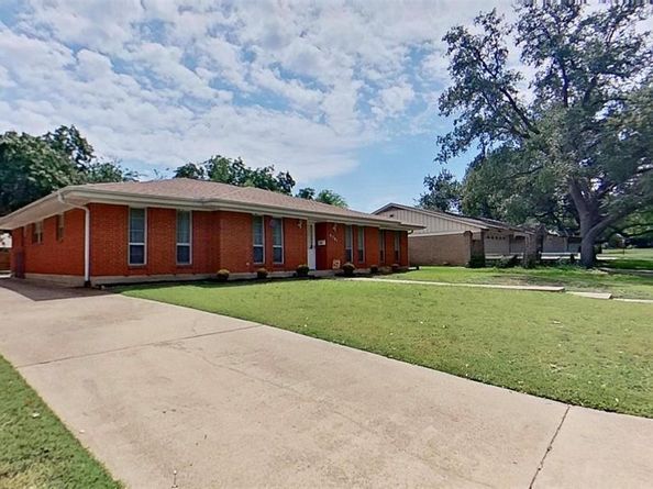 6301  Wrigley Way , Fort Worth Texas 76133