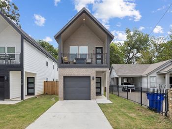 2608  Birmingham Avenue 