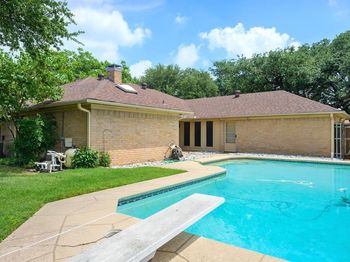 900 E Berkeley Drive 