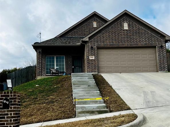 2901 NW 18th Street , Fort Worth Texas 76106