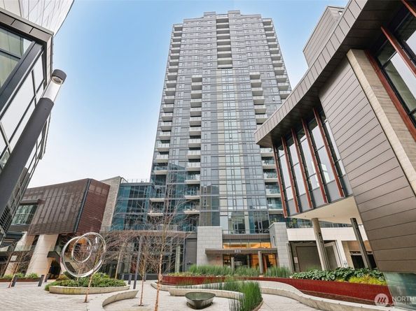 889 Avenue Square NE 503, Bellevue WA 98004