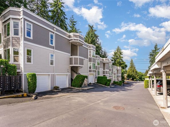 4210 Factoria Boulevard SE A1, Bellevue WA 98006