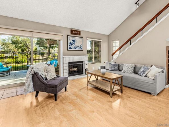906 Sendero Ave, Escondido CA 92026