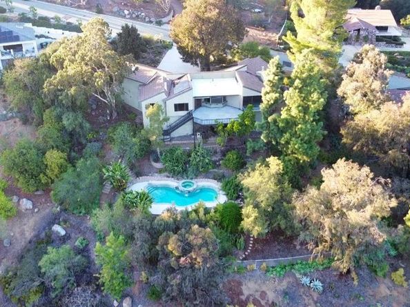 1077 Vista Madera Lane, El Cajon CA 92019