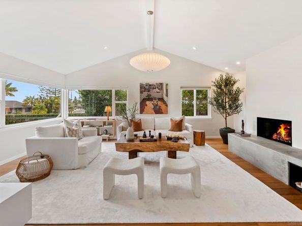 6653 Avenida Manana, La Jolla CA 92037