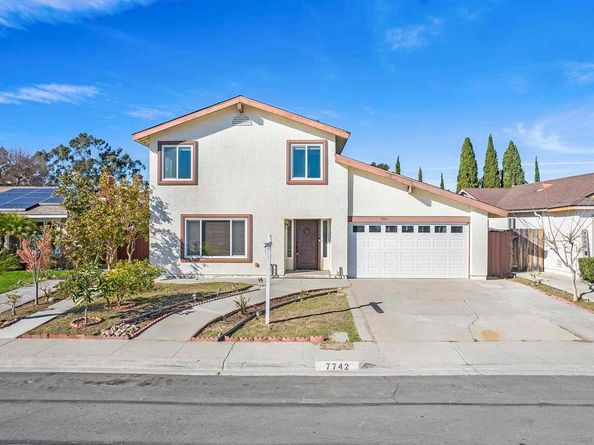 7742 Parma Ln, San Diego CA 92126