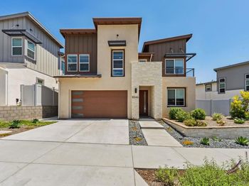 8246 Rose Quartz Cir