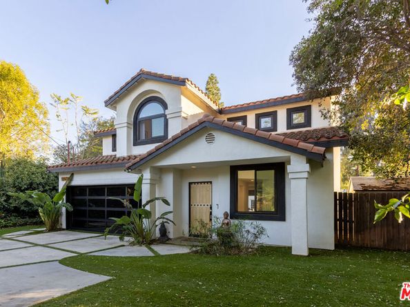 18404 Arminta Street, Reseda CA 91335