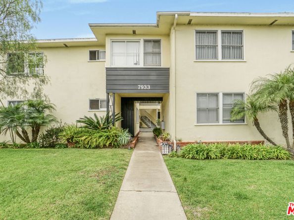 7933 Alverstone Avenue, Los Angeles CA 90045