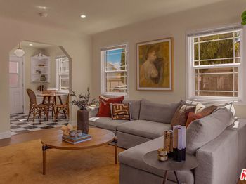 1462 Burnside Avenue