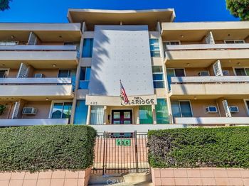 425 S Kenmore Avenue Avenue