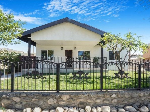 932 N McKeever Ave, Azusa CA 91702