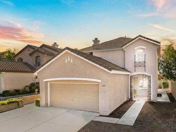 1347 Avenida Pantera