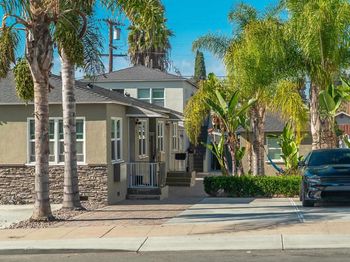 4154 58 ESTRELLA Avenue