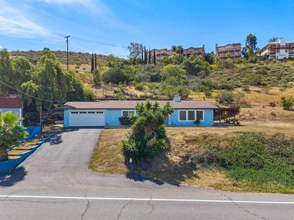 2443 Helix Street, Spring Valley CA 91977