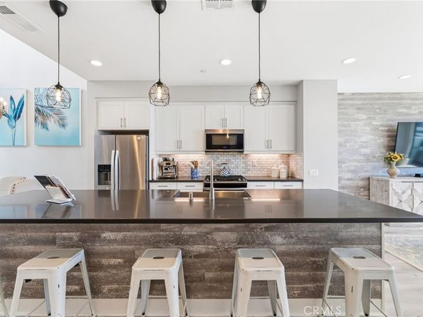 1650 Topanga Avenue, Costa Mesa CA 92627