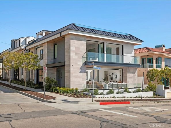 220 Carnation Ave., Corona Del Mar CA 92625