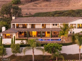 28481 Avenida La Mancha