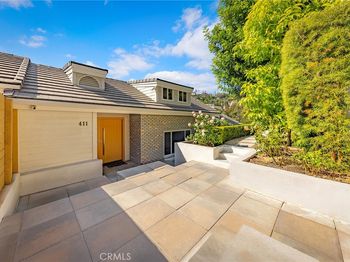 411 Woodcliffe