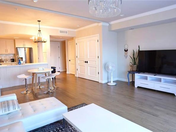 1598 Long Beach 201, Long Beach CA 90813