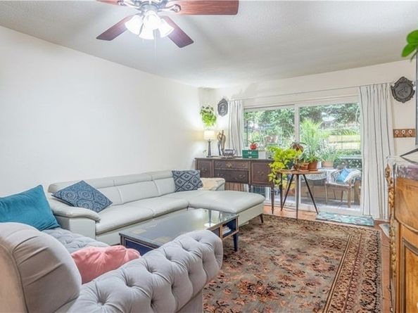 446 S St Andrews, Los Angeles CA 90020